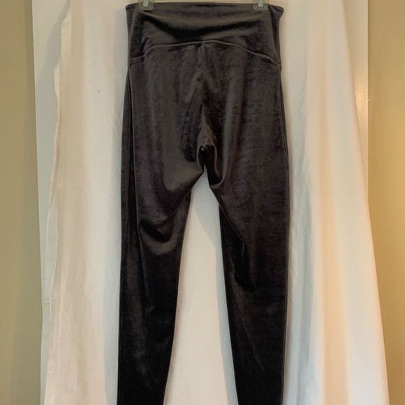 SPANX dark gray velour/velvet 'Ready To Wow' leggings - Picture 6 of 10